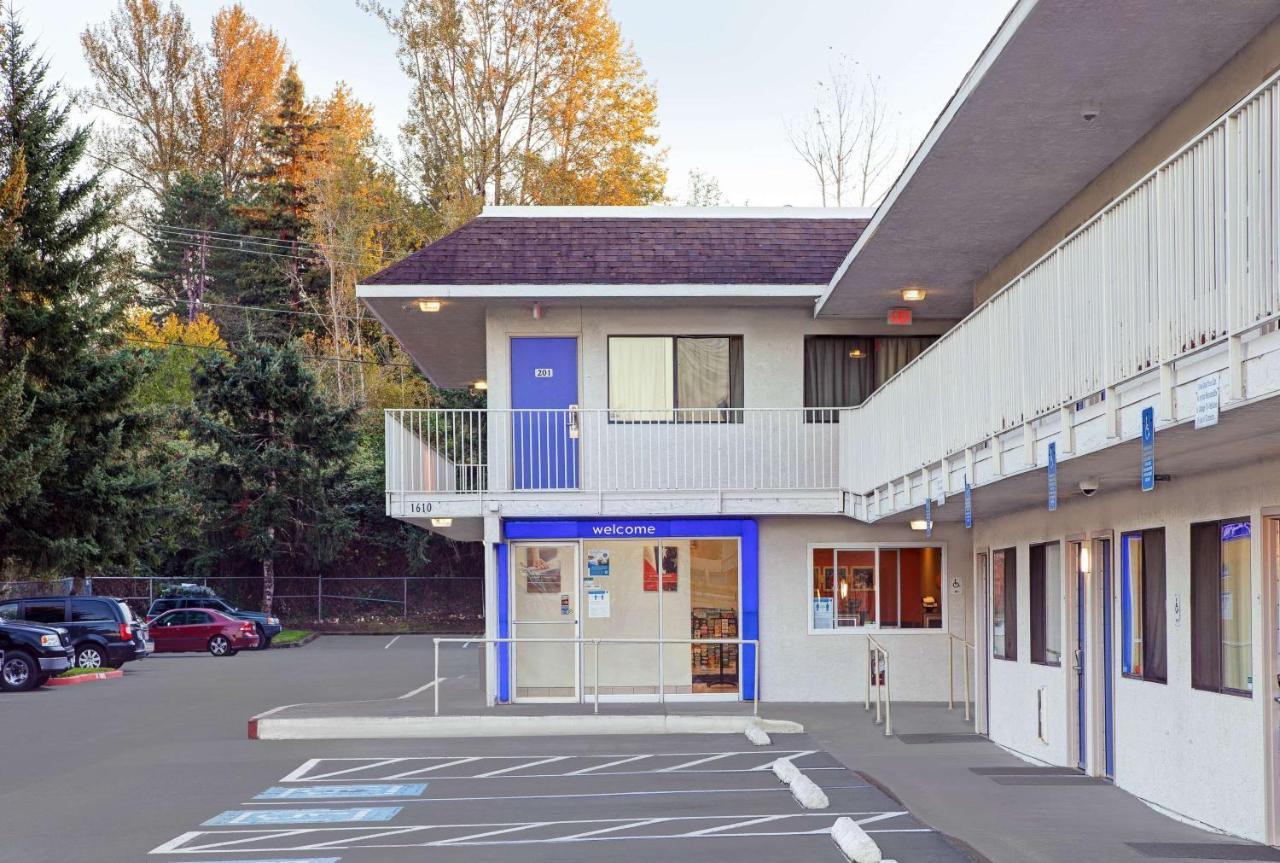 Motel 6-Troutdale, Or - Portland East Exterior photo
