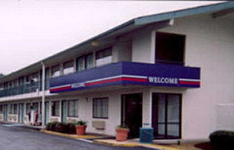 Motel 6-Troutdale, Or - Portland East Exterior photo