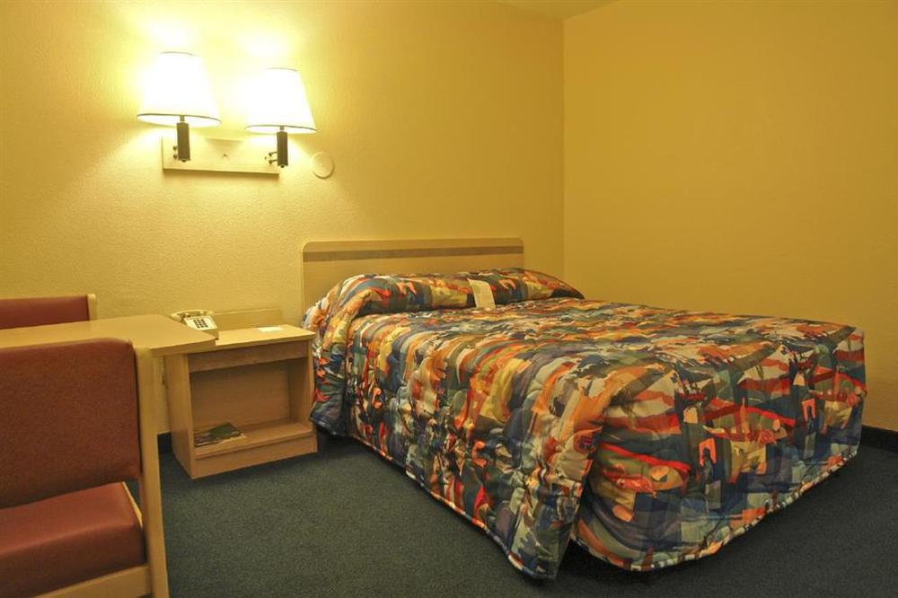 Motel 6-Troutdale, Or - Portland East Room photo